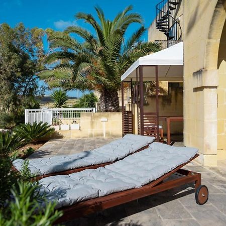 Luzzu - Family Friendly Maisonette Xlendi Buitenkant foto