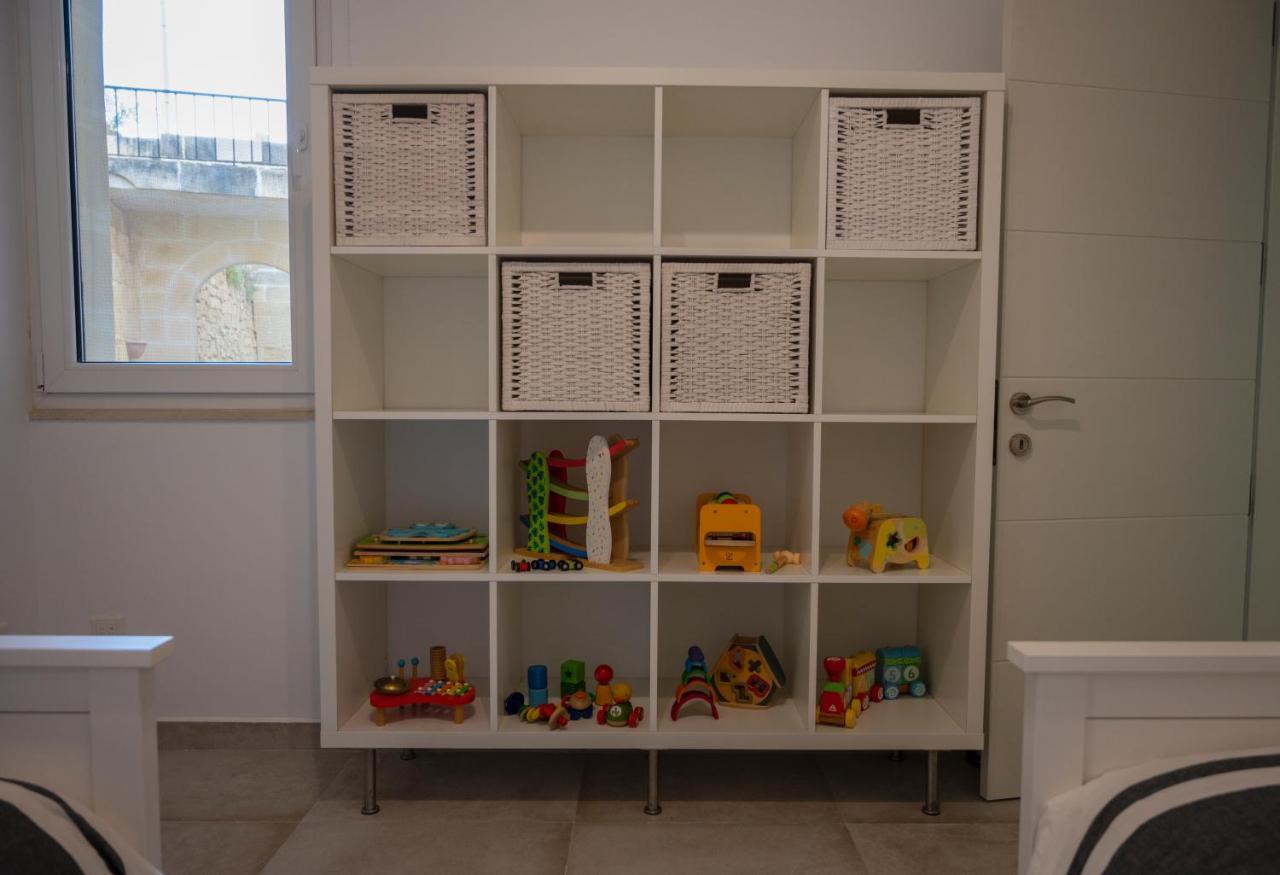 Luzzu - Family Friendly Maisonette Xlendi Buitenkant foto