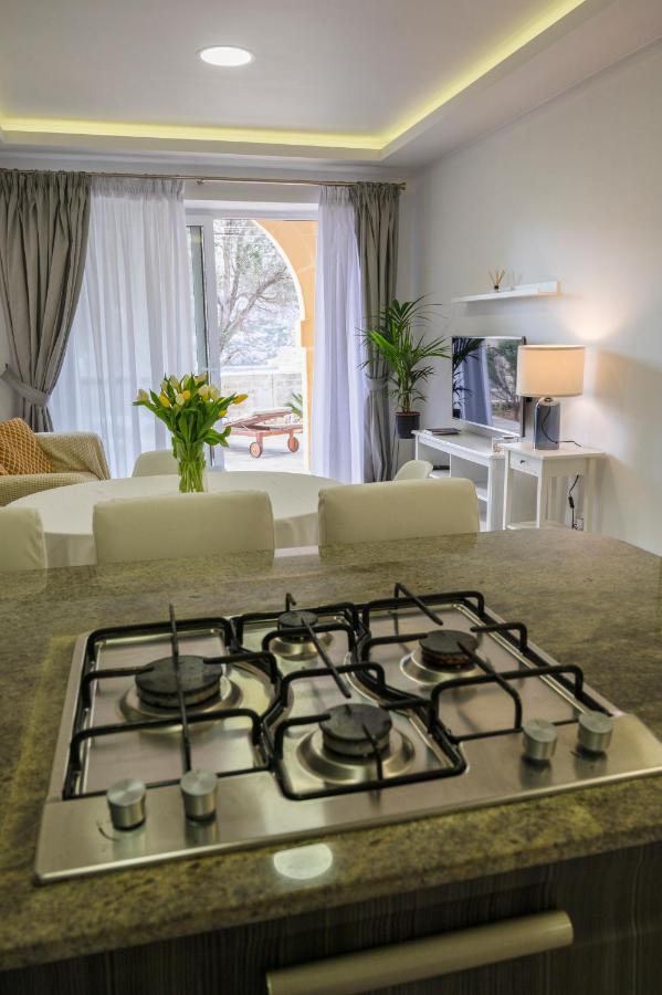 Luzzu - Family Friendly Maisonette Xlendi Buitenkant foto